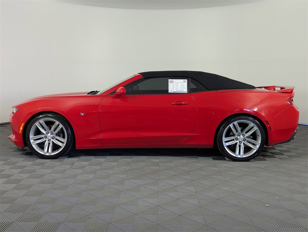 2017 Chevrolet Camaro 2LT photo 3