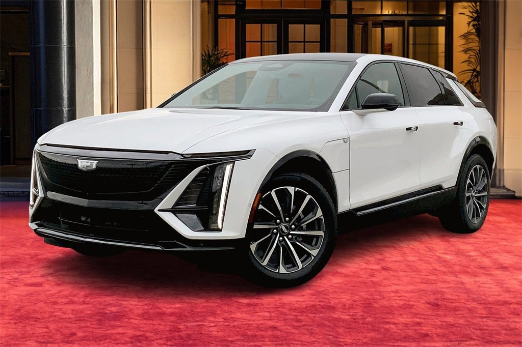2025 Cadillac LYRIQ Sport 1's photo