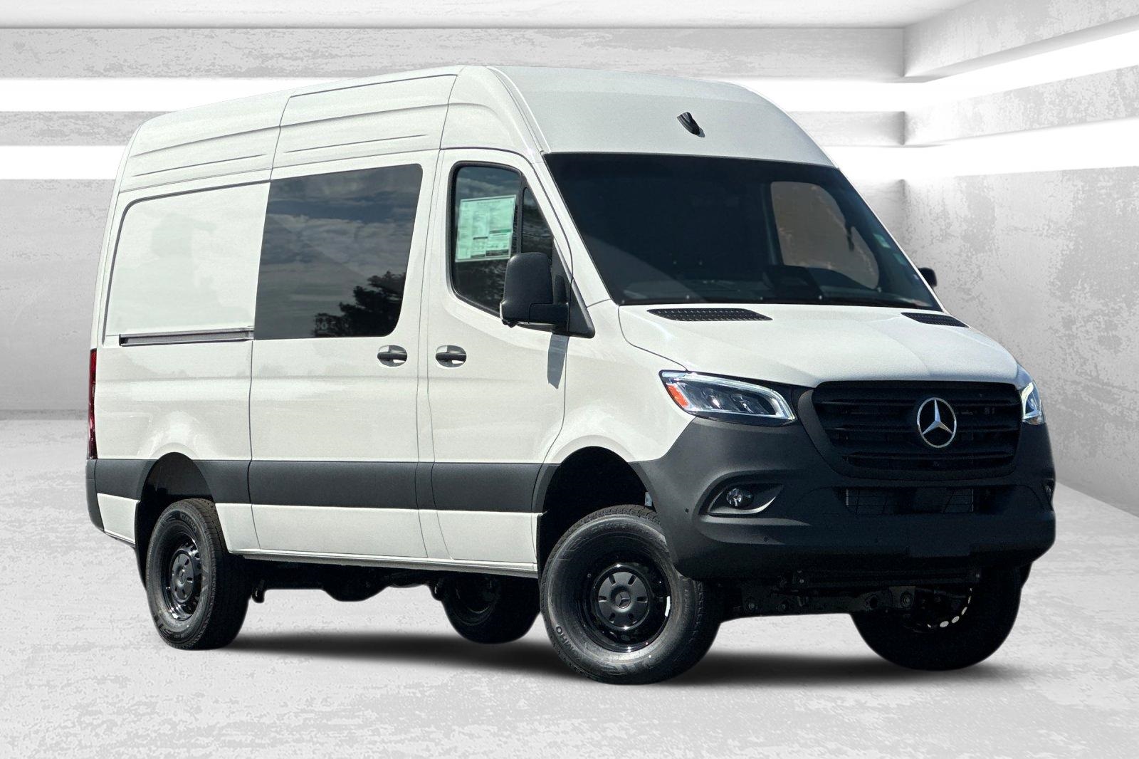 2025 Mercedes-Benz Sprinter Cargo Van Base's photo
