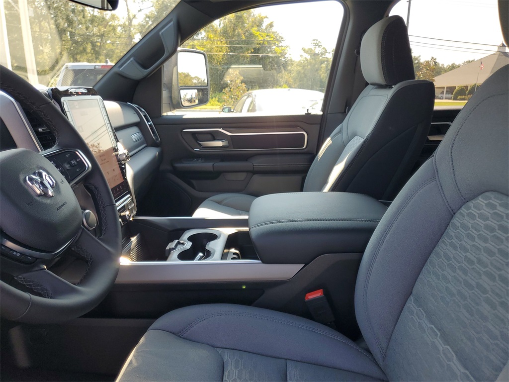 2025 Ram 1500 Big Horn Lone Star photo 8