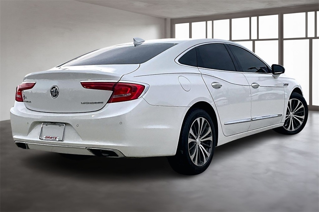 2017 Buick LaCrosse Premium I photo 2
