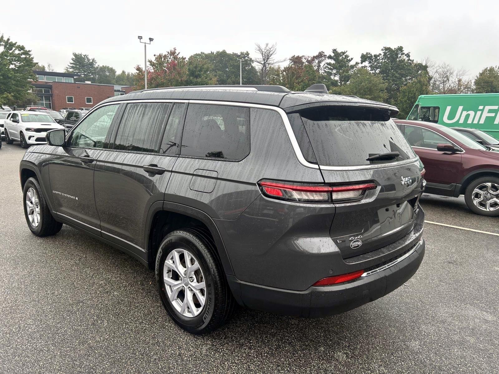 2022 Jeep Grand Cherokee Limited photo 9