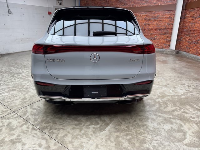 2026 Mercedes Benz EQS SUV 450 4MATIC photo 3