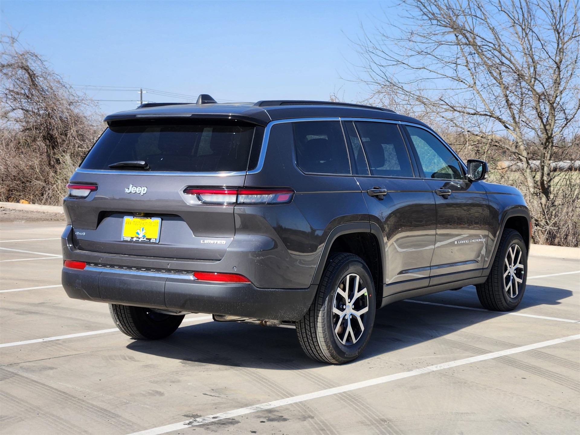 2025 Jeep Grand Cherokee Limited photo 4