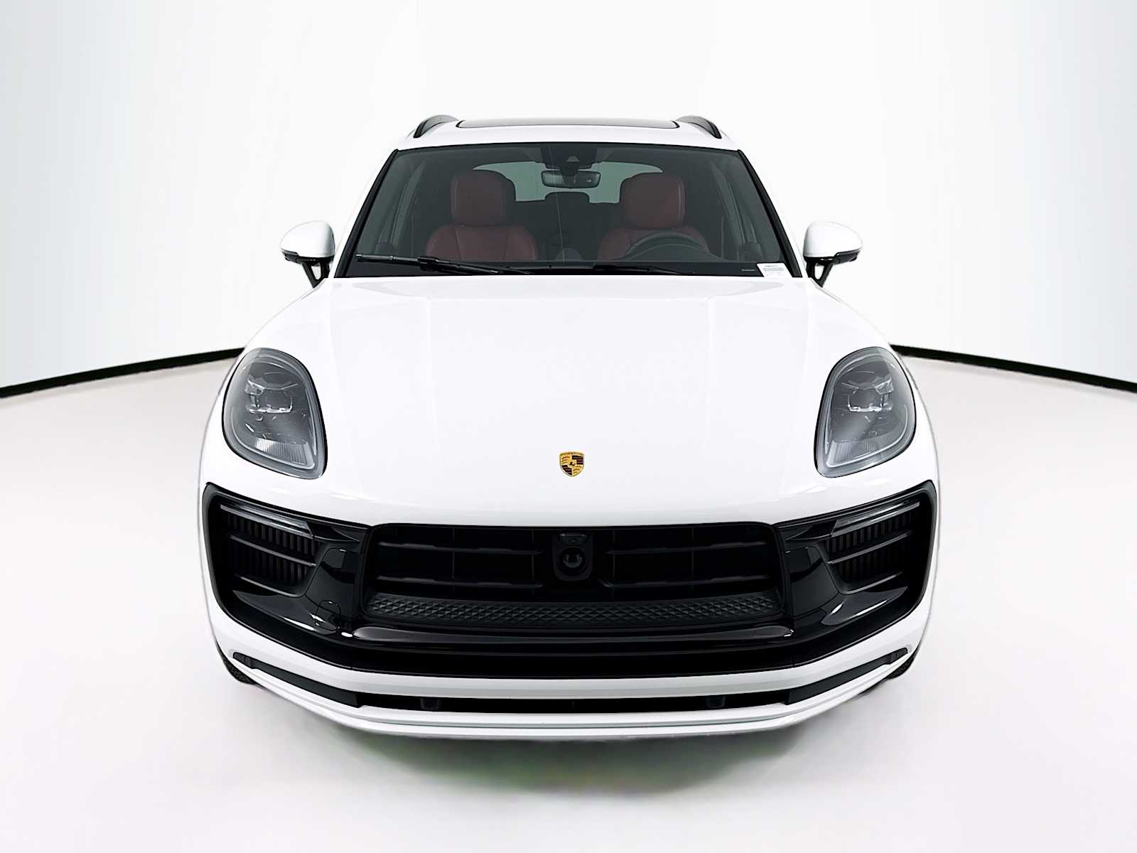2026 Porsche Macan GTS photo 3