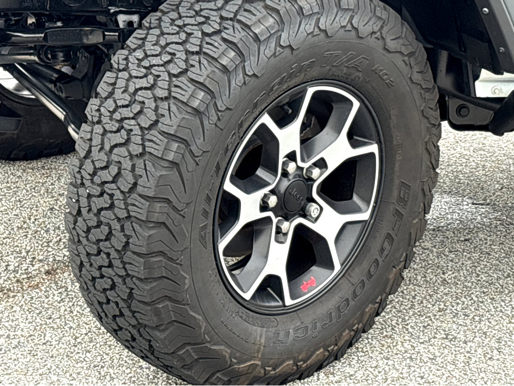 2023 Jeep Wrangler Rubicon photo 18