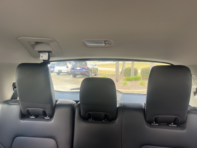 2025 Nissan Pathfinder SL photo 29