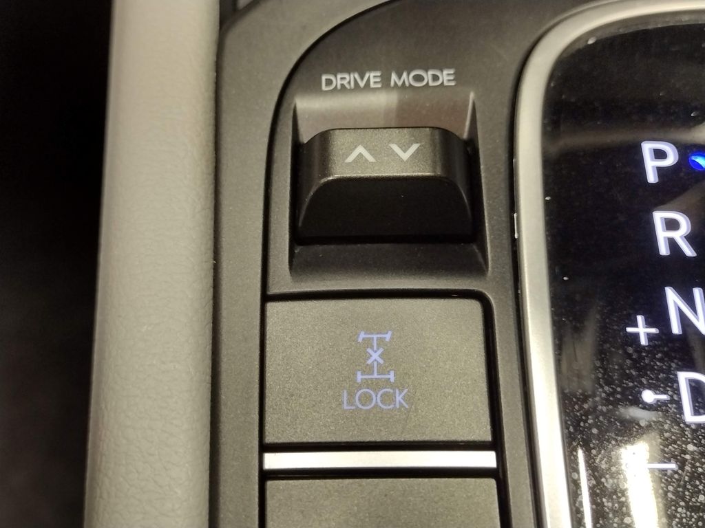 2024 Hyundai Kona SEL photo 27