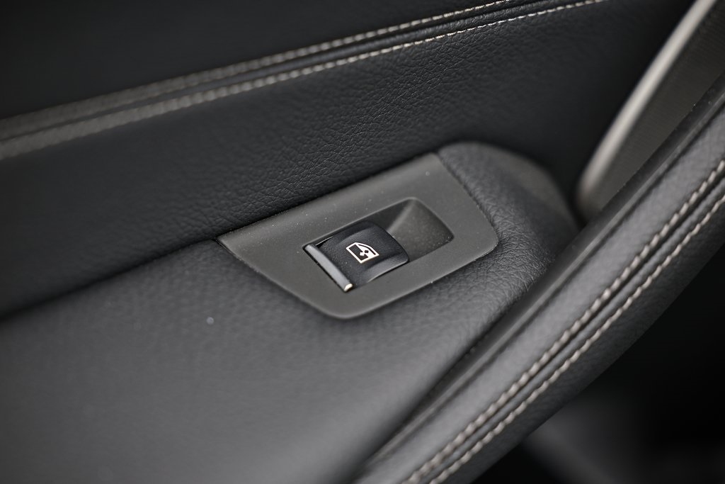 2023 Bmw M550i xDrive photo 25