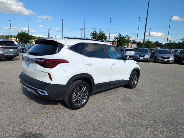 2023 Kia Seltos S photo 5