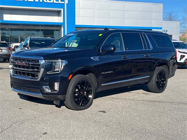 2023 GMC Yukon SLT's photo