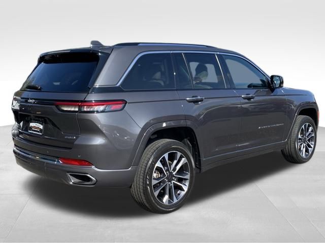 2023 Jeep Grand Cherokee Overland photo 3