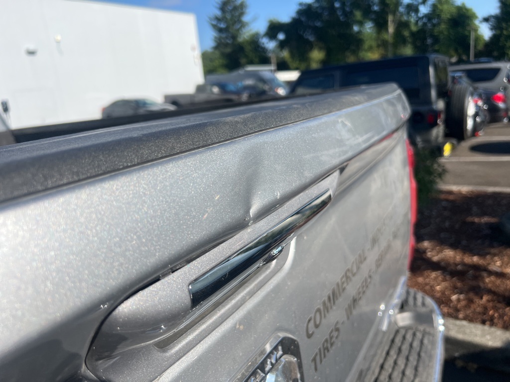 2022 Ram 3500 Laramie photo 16