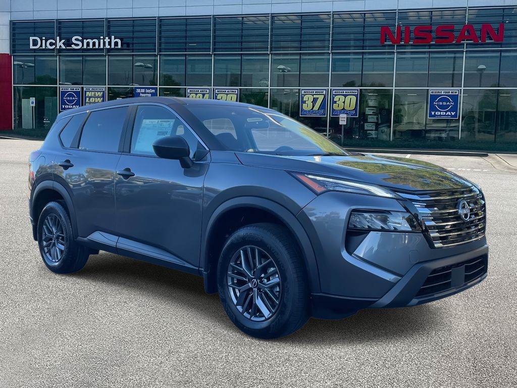 2026 Nissan Rogue S's photo