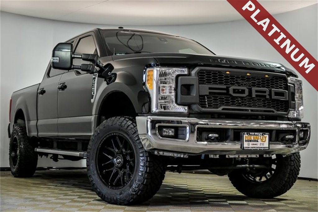 2017 Ford F-350 Super Duty King Ranch's photo