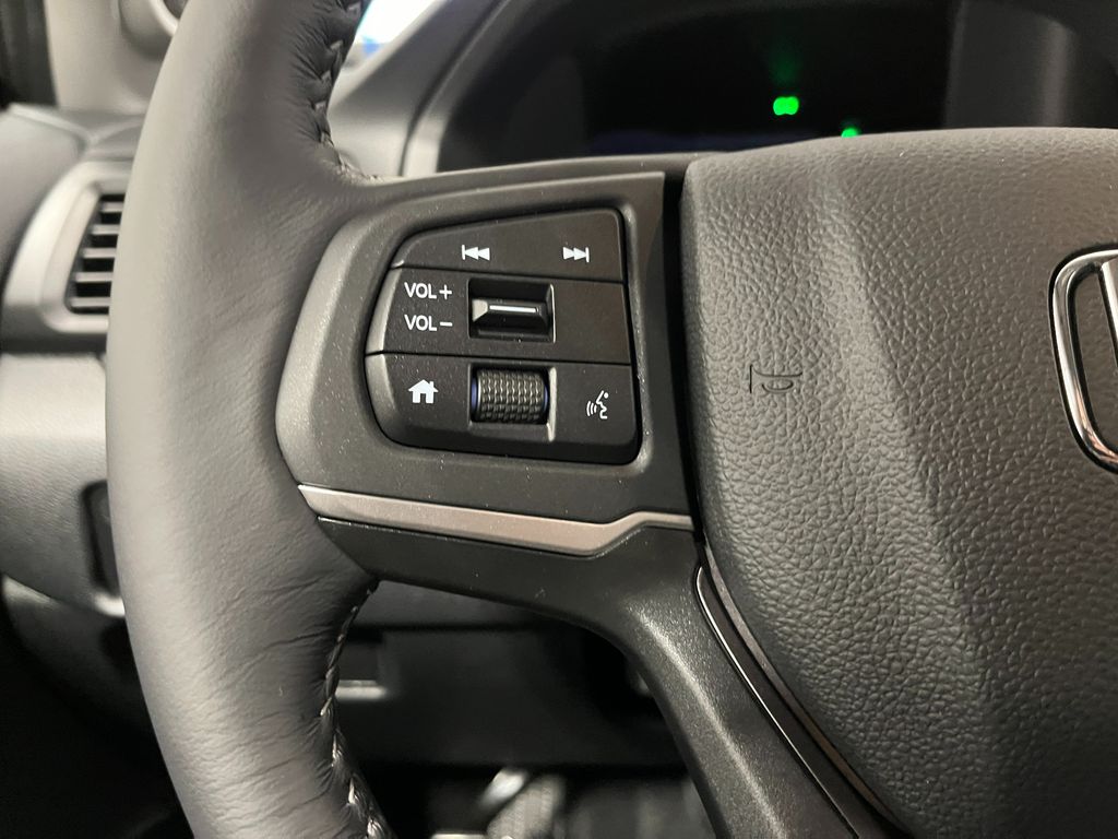 2025 Honda Ridgeline RTL photo 13