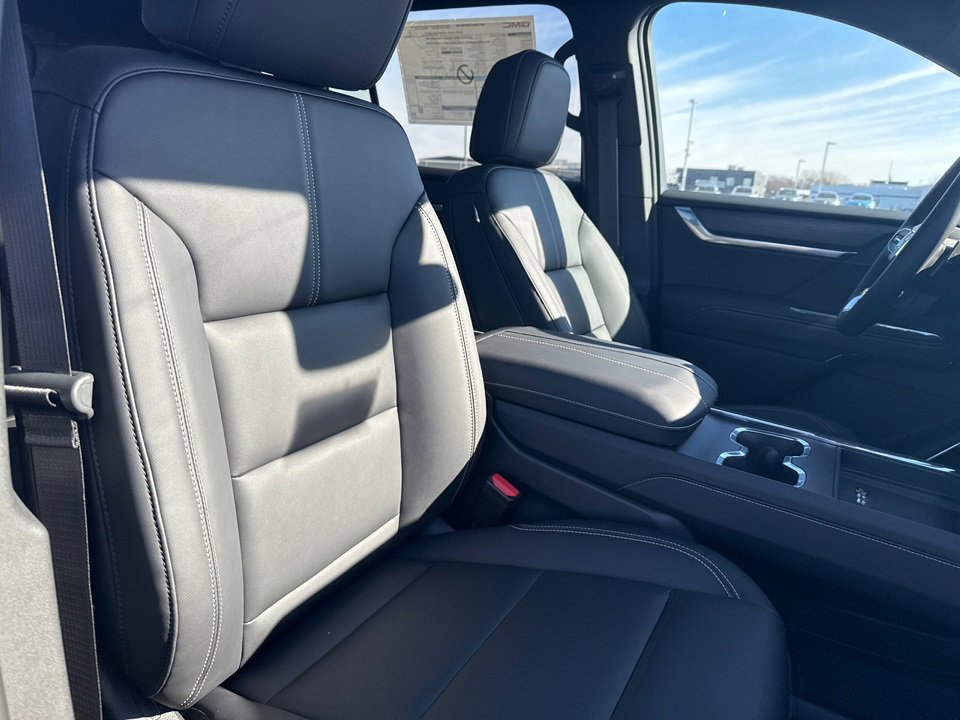 2025 Gmc Acadia Elevation Black Edition photo 36
