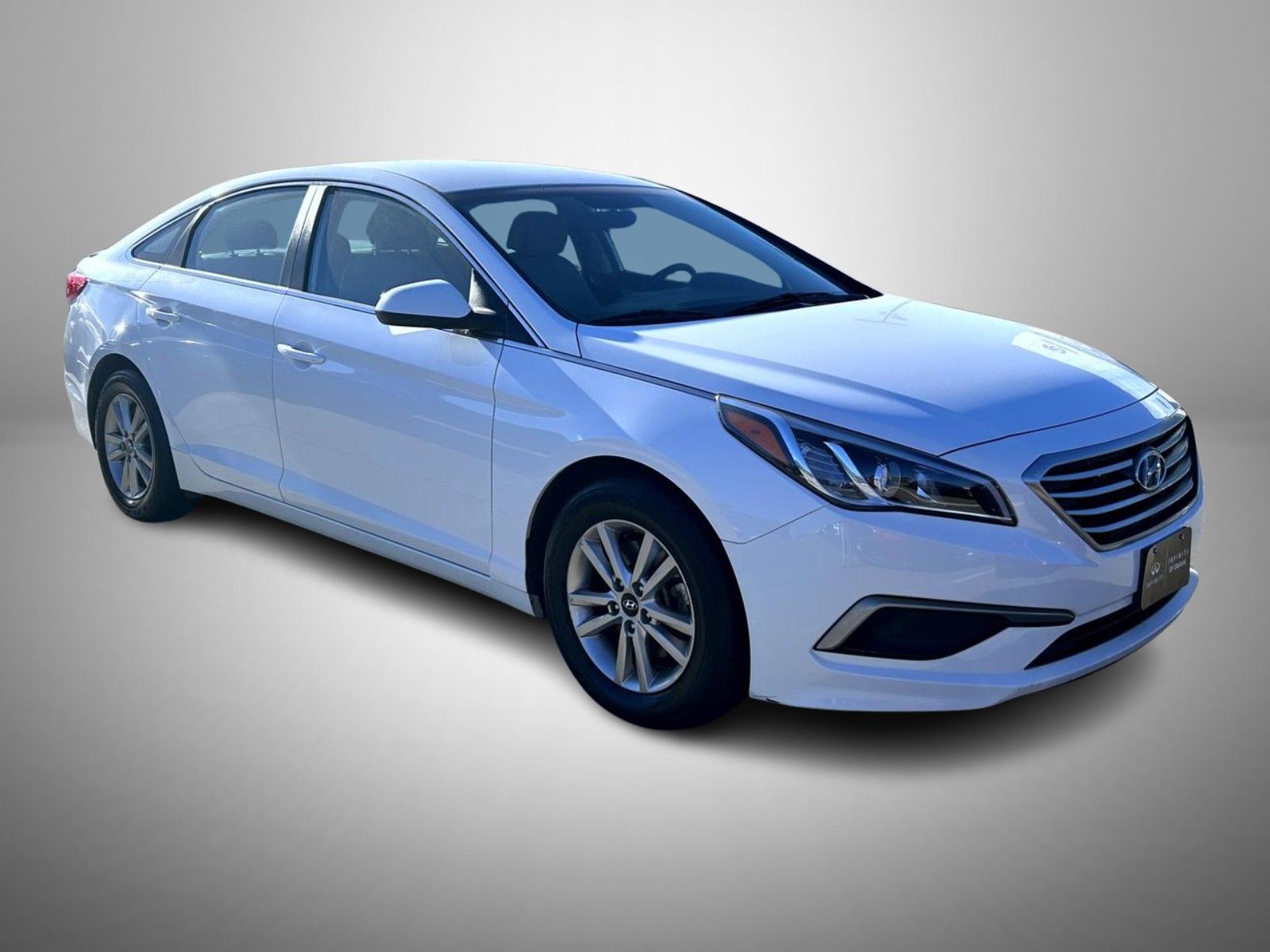 2017 Hyundai Sonata Base photo 3
