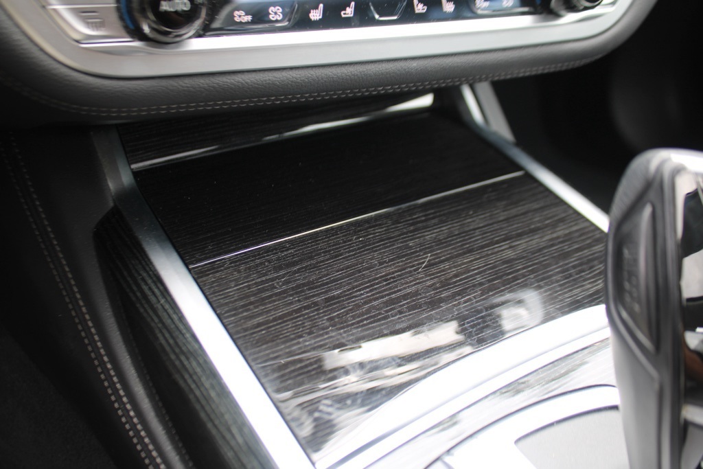 2020 Bmw 750i xDrive Sedan photo 26