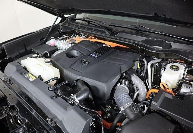2024 Toyota Sequoia Capstone photo 11