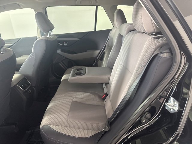 2025 Subaru Outback Premium photo 7
