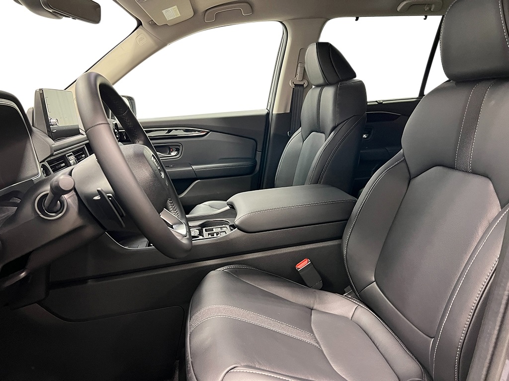 2025 Honda Pilot EX-L photo 11