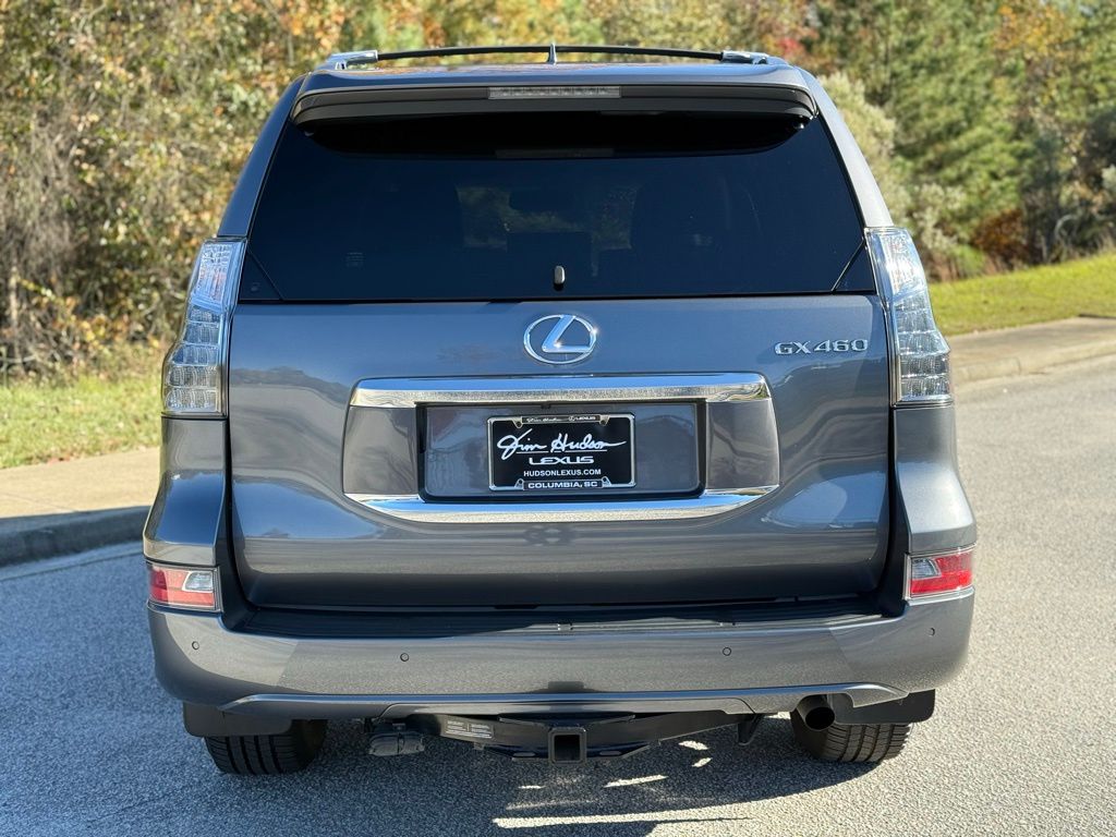 2017 Lexus GX 460 photo 4