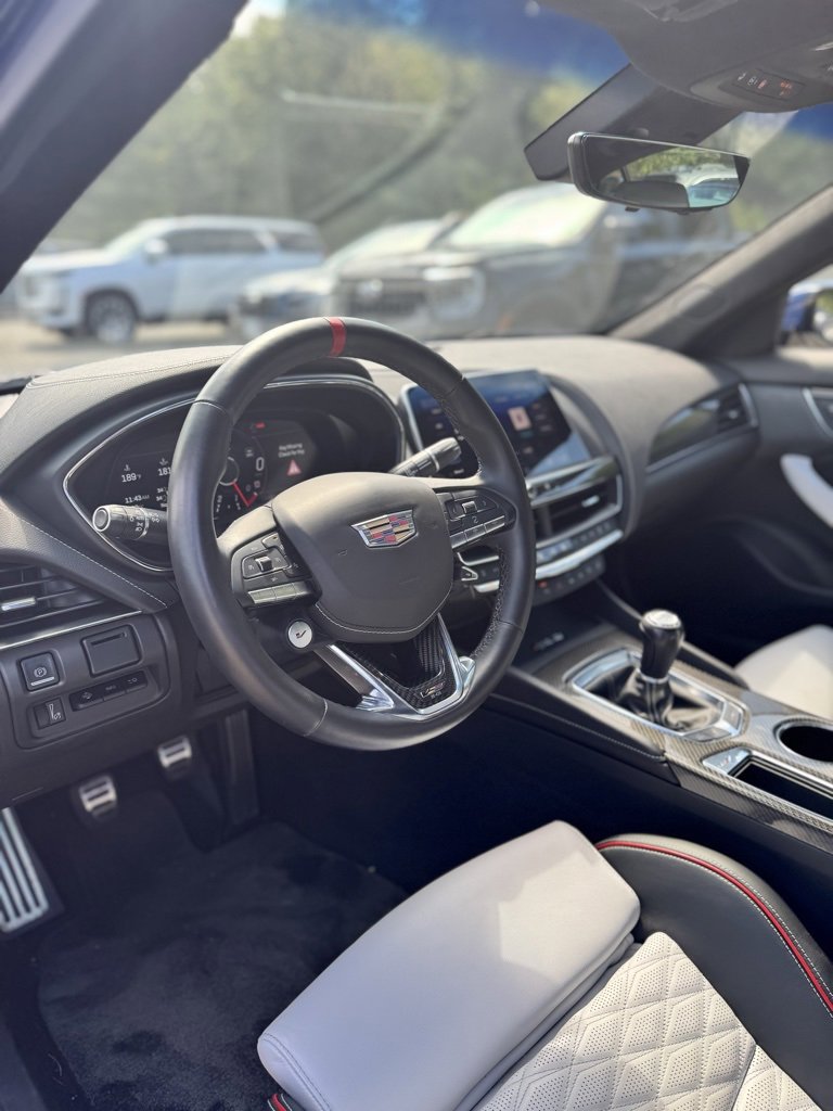 2022 Cadillac CT5 photo 13