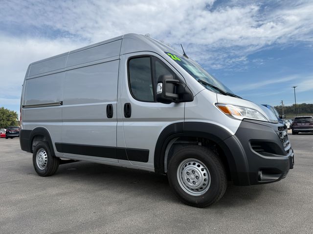 2026 Ram ProMaster 2500 photo 3