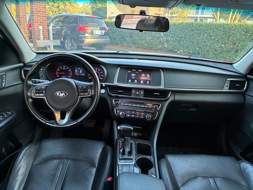 2018 Kia Optima EX photo 12
