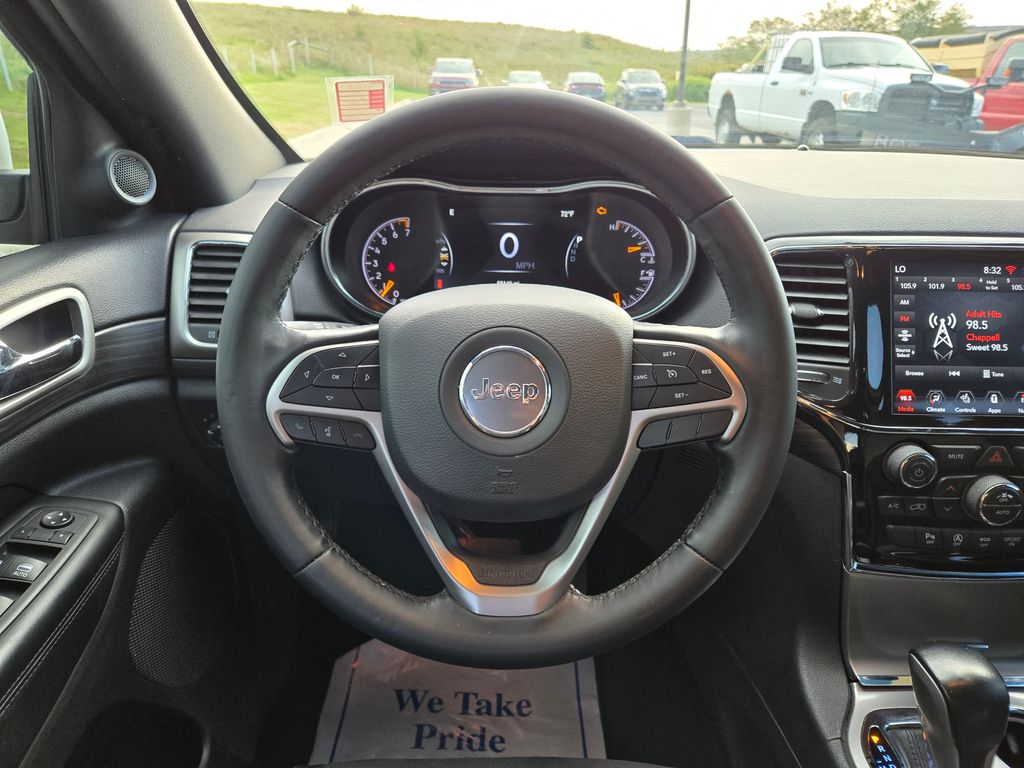 2022 Jeep Cherokee Laredo X photo 14