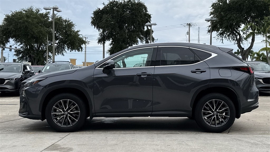 2022 Lexus NX 350 photo 27