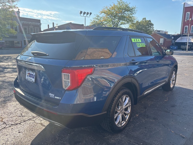 2020 Ford Explorer XLT photo 3