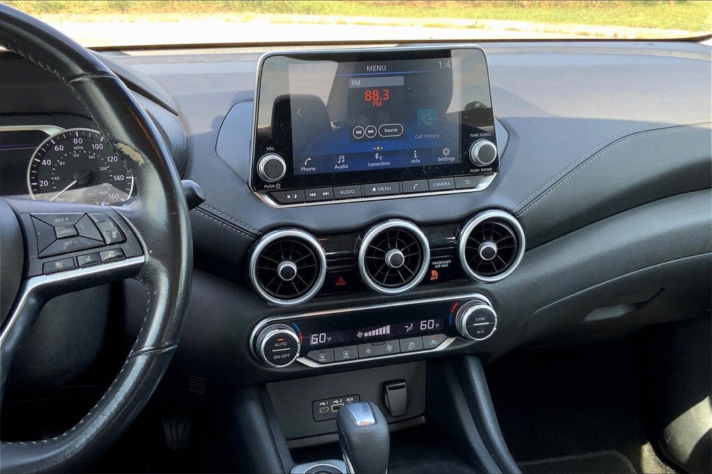 2021 Nissan Sentra SV photo 5