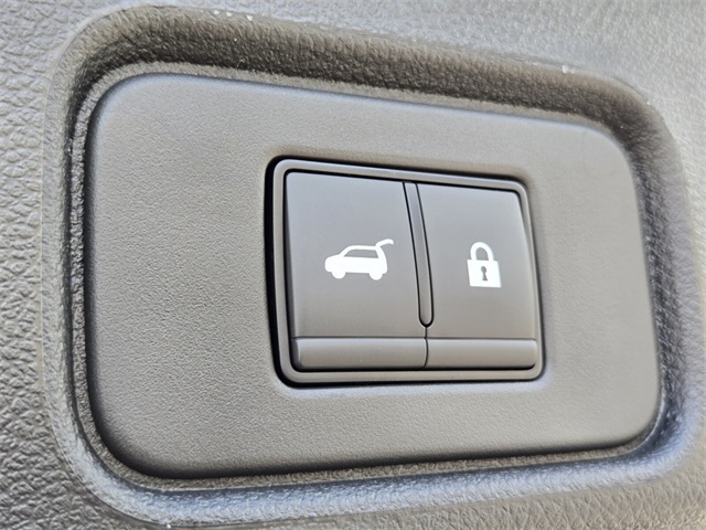 2025 Nissan Pathfinder Rock Creek photo 7
