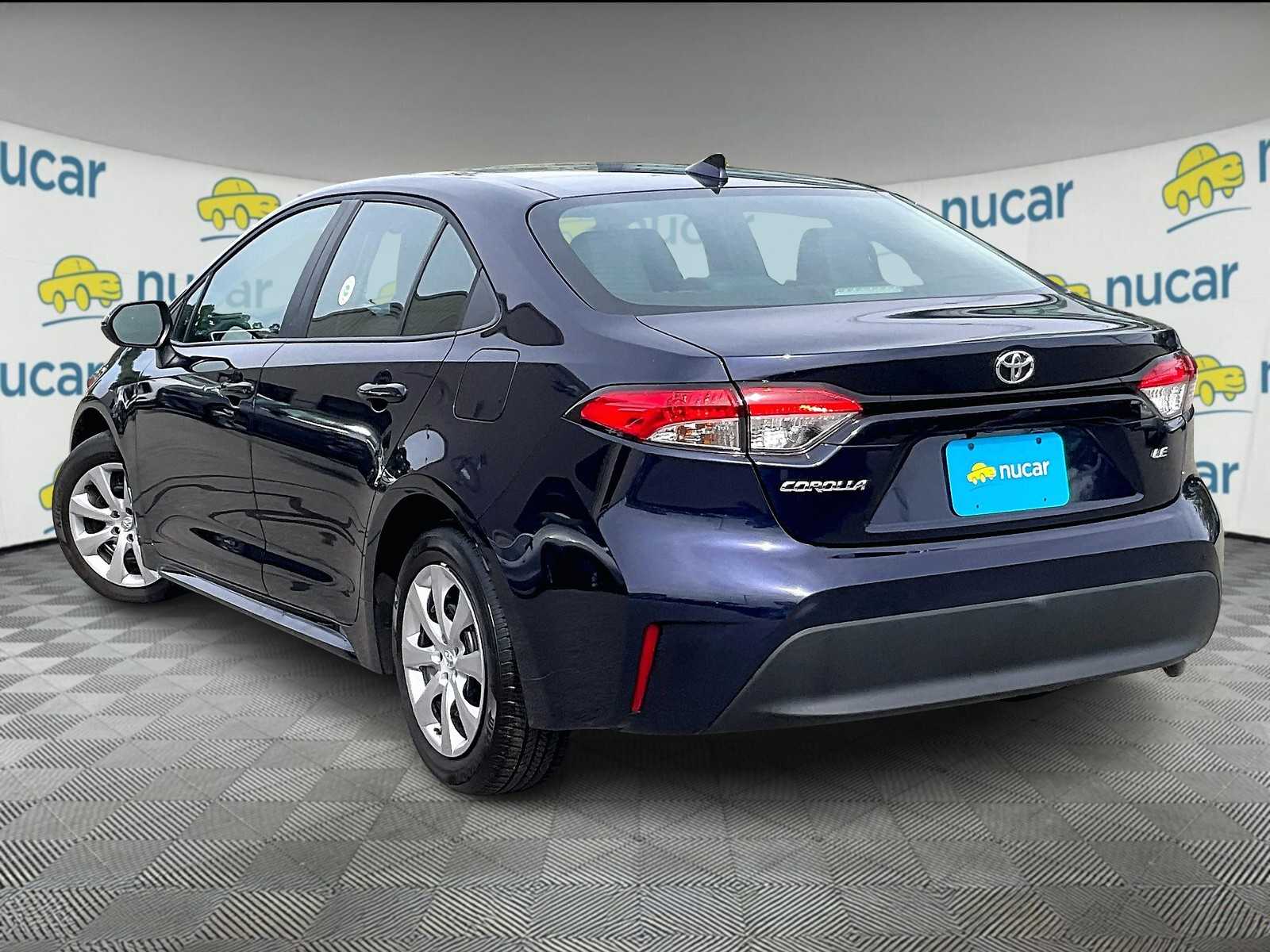 2025 Toyota Corolla LE photo 4