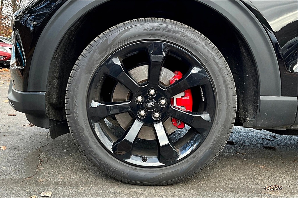 2023 Ford Explorer ST photo 5