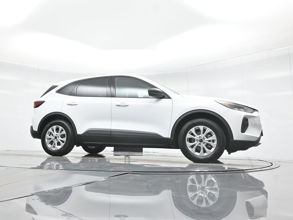 2025 Ford Escape Active photo 2