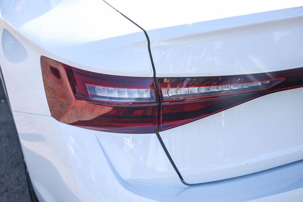 2026 Volkswagen Jetta 1.5T SE photo 2