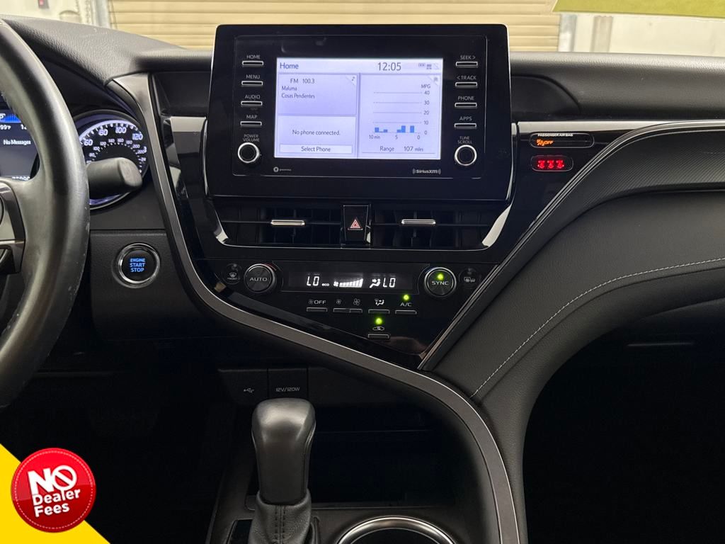 2023 Toyota Camry SE photo 3