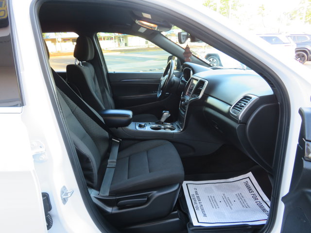 2018 Jeep Grand Cherokee Laredo E photo 13