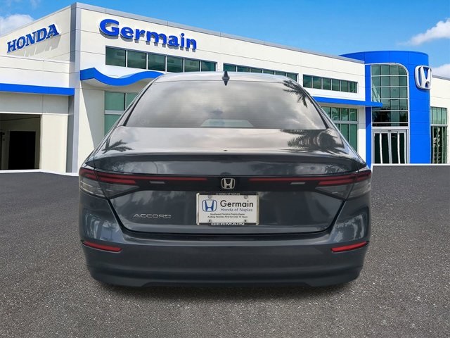 2025 Honda Accord LX photo 4