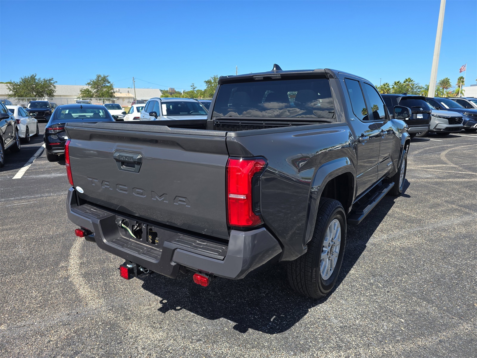 2025 Toyota Tacoma SR5 photo 4
