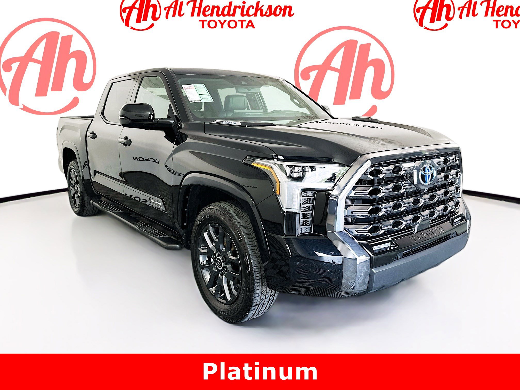 2024 Toyota Tundra Platinum's photo