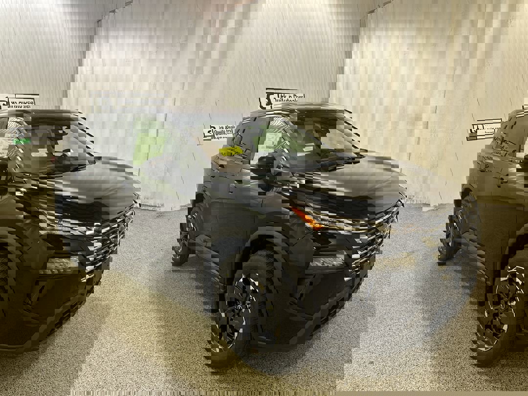 2026 Nissan Rogue SV's photo