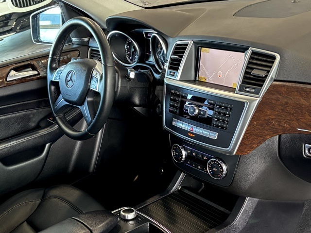 2012 Mercedes Benz ML 350 4MATIC photo 36