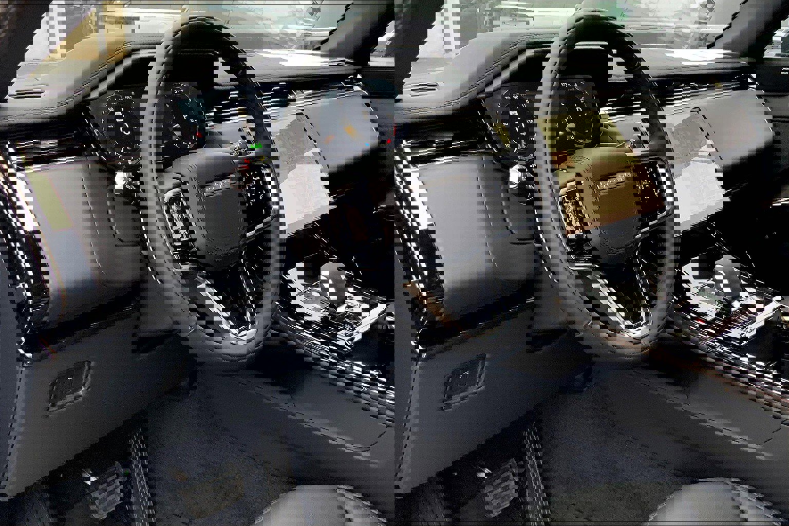 2025 Land Rover Range Rover Sport P360 S photo 8