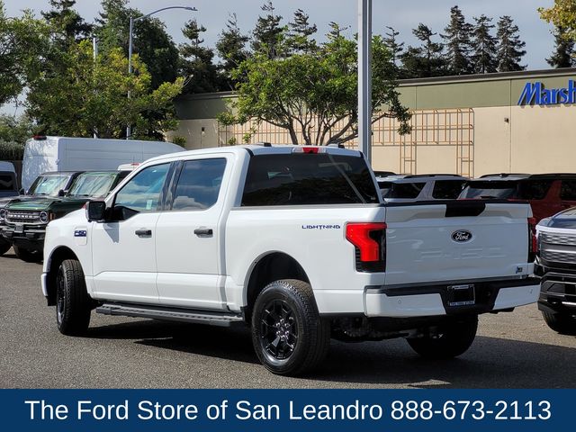 2025 Ford F-150 Lightning XLT photo 4