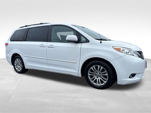 2013 Toyota Sienna XLE