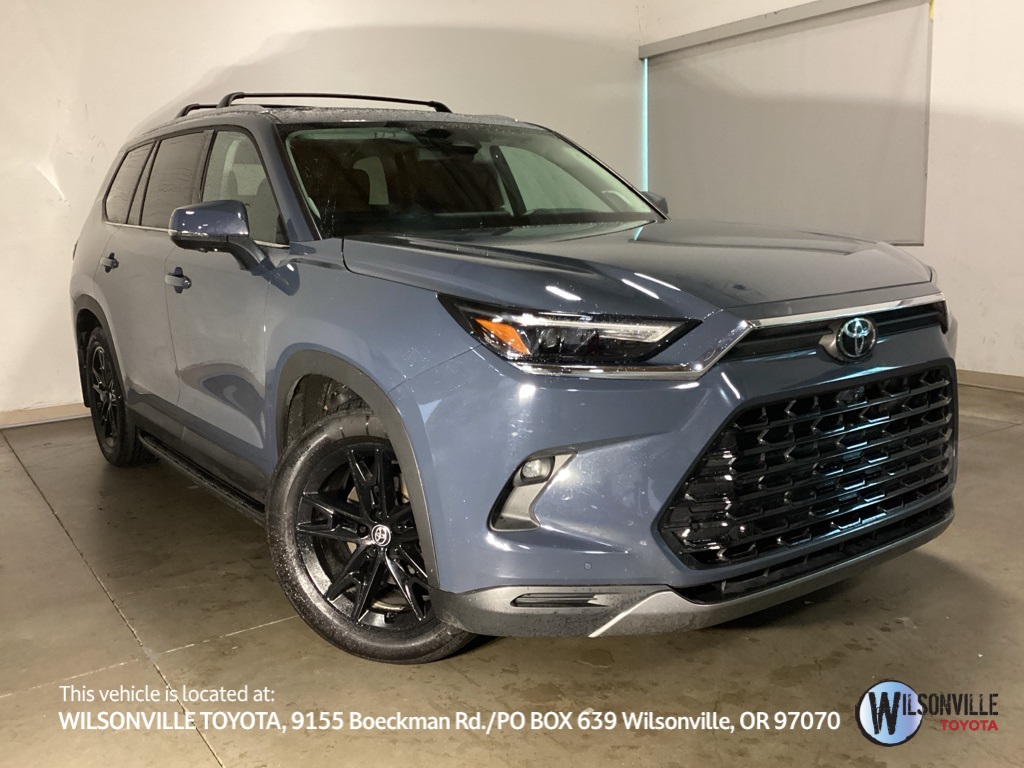 2024 Toyota Grand Highlander Platinum's photo
